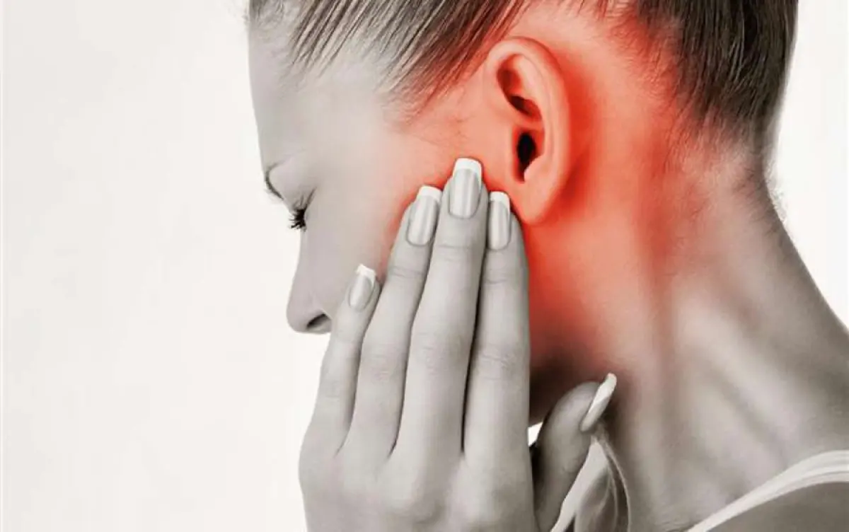 درد و تورم گوش ها بعد از اتوپلاستی